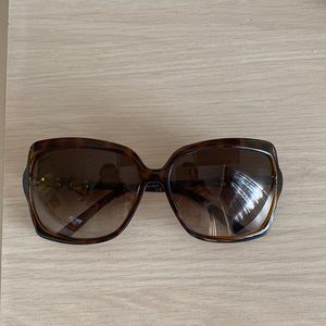 Gucci Sun Glasses